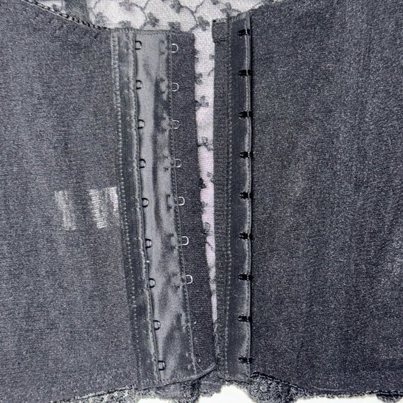Sold! - Black Lace Design Butsier Top - Picture 4 of 4
